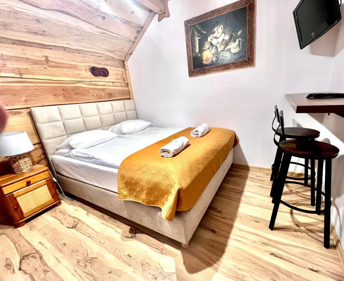 Troll Bed and Breakfast Cisna Kamer foto